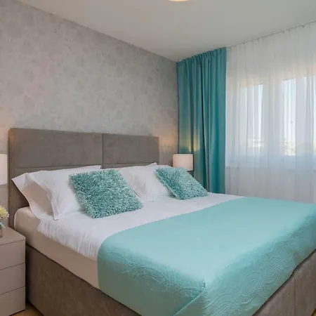 Unique Luxury Mila With Sea View Apartment